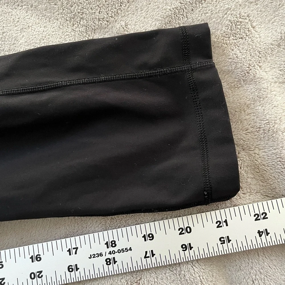 Lululemon Speed Up Crop 21